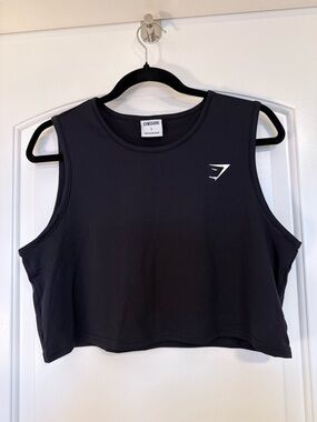 Gymshark Black Crop Top Size Large Athletic Gym Workout CrossFit Athleisure
